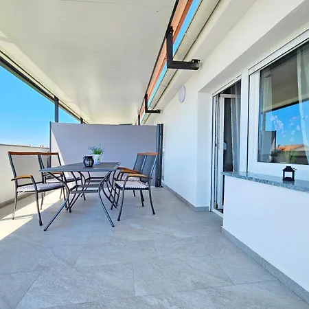 Bulat Apartment Vodice