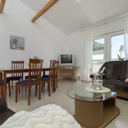 Bulat Apartment Vodice